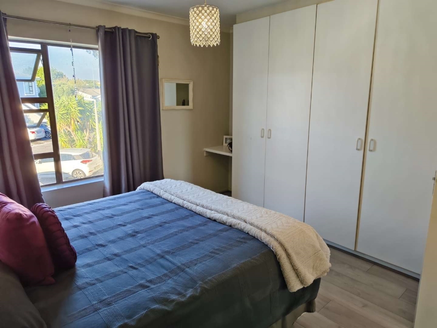 To Let 2 Bedroom Property for Rent in Sonstraal Heights Western Cape